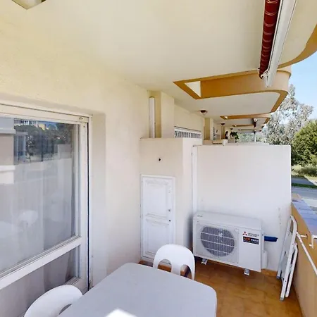 Apartament 1-5 Con Parking Privado